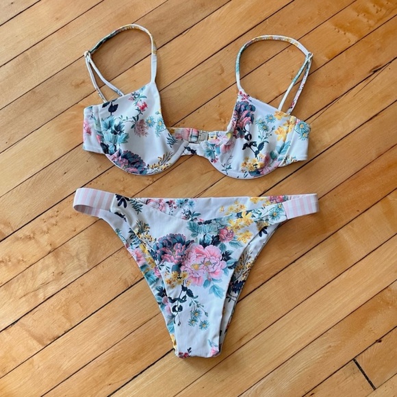 VDM floral bikini top & bottom - Picture 4 of 7